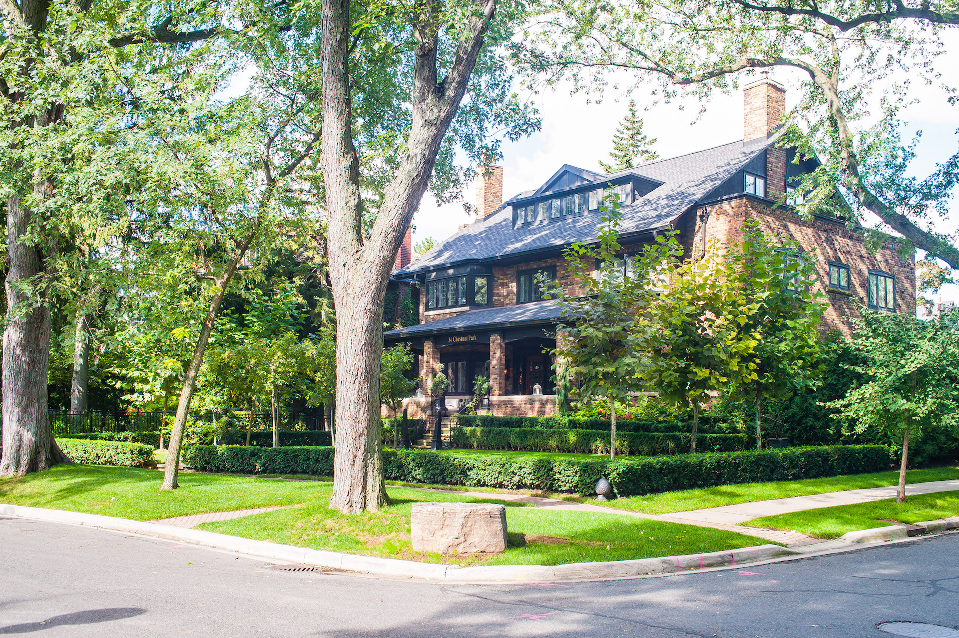 Rosedale Real Estate Casey Ragan Toronto’s Luxury Real Estate Authority